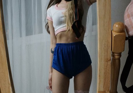 satanmate model top picture