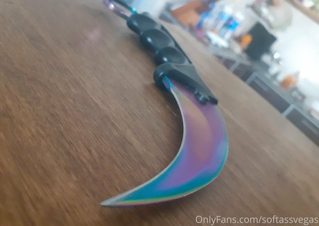 gayasslawren model exclusive picture