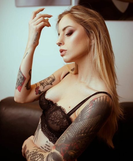 strip nude onlyfans beautiful nude photo