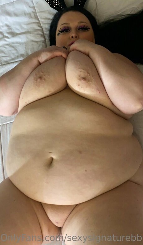 sexysignaturebbw model nice picture