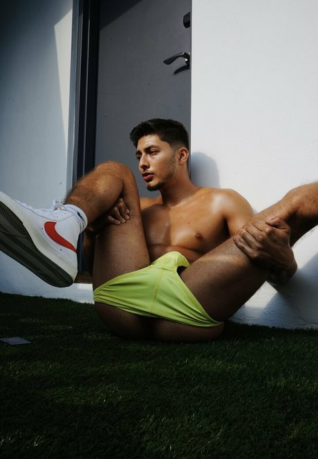 freeangelriv model perfect pictures