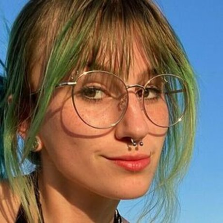 lips onlyfans sexy xxx photos