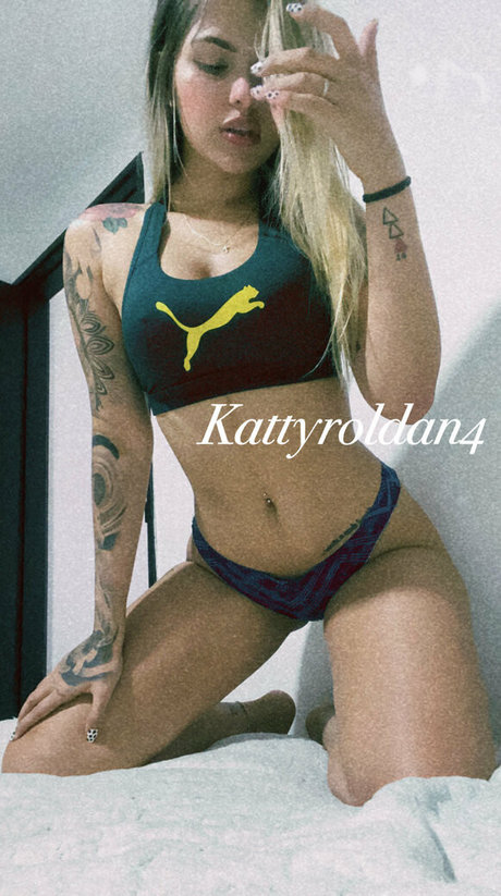 kattyroldan4 model top images
