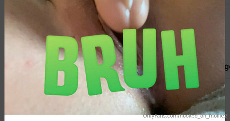 busty mom onlyfans hd photos