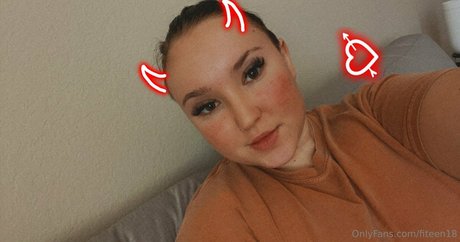 fiteen18 nude pornstar pics