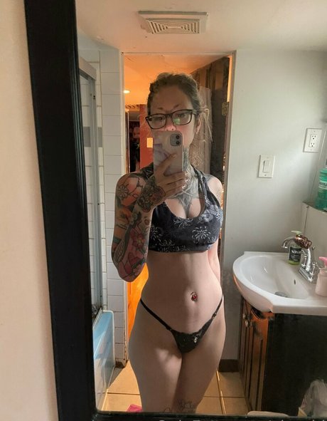 vixxshi sexy pornstar photos