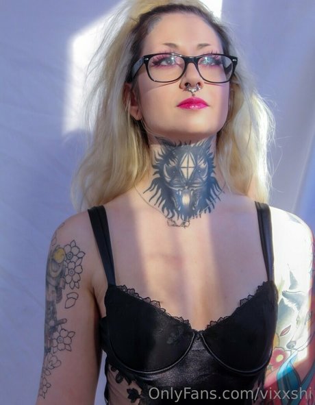 milf wife onlyfans pornographic pic