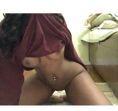 pinkbambii naked model photos