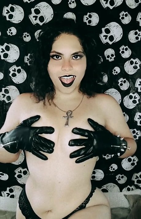 crimson ghoul high quality pornstar pic