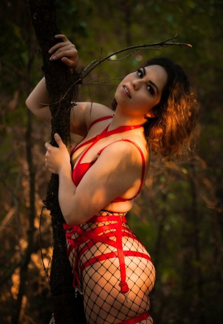 crimson ghoul beautiful star photos