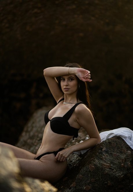 Beatriz Braz erotic model galleries