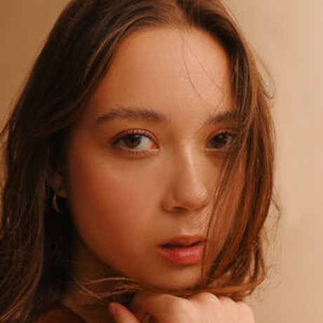 Laufey Lin sex star photo