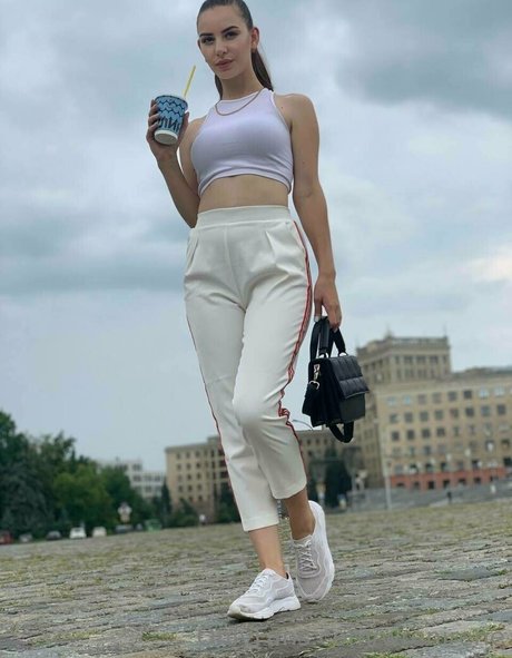 pawg threesome onlyfans porno picture