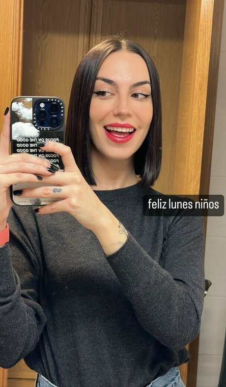 Maria Valero nice star photo