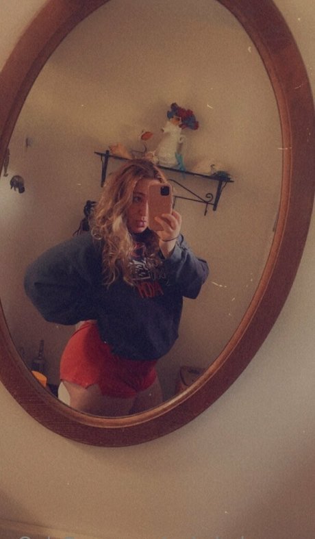 Pokebabexoxo naked actress image