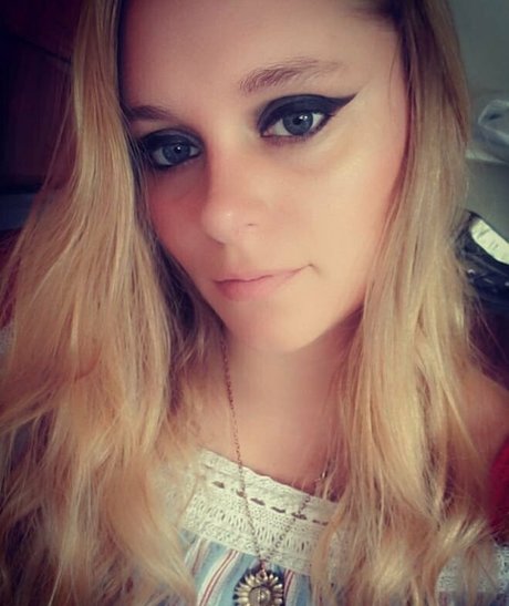 thick nude onlyfans sexy pic