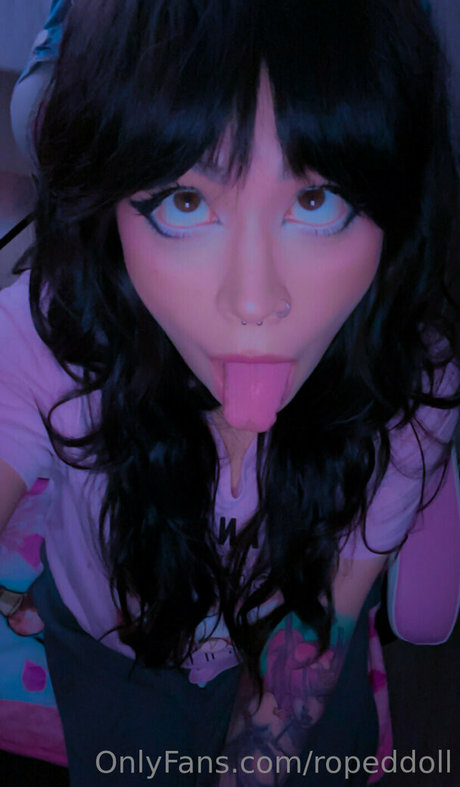 ropeddoll xxx model picture