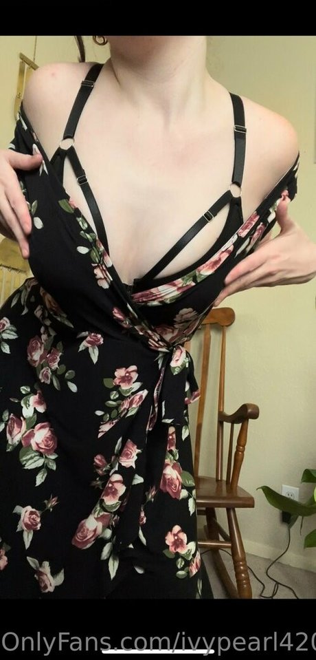 ivypearl42069 star pornographic photo