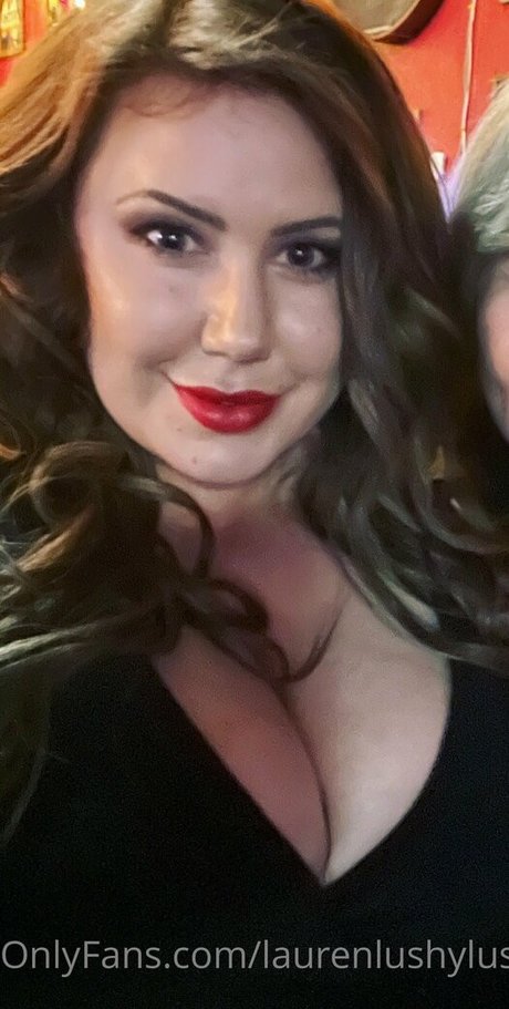 laurenlushylush model exclusive image
