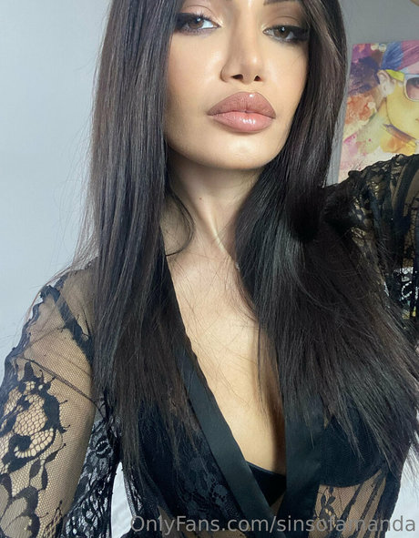 sinsofamanda model xxx image