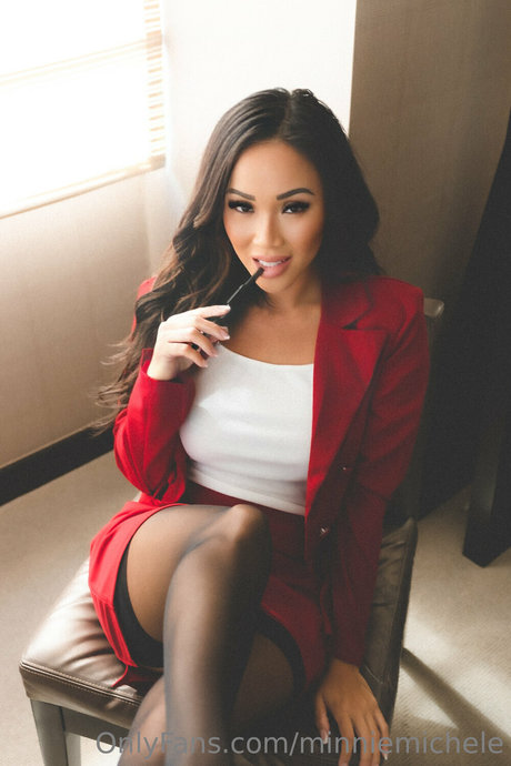 Minnie michele pornstar naked pics