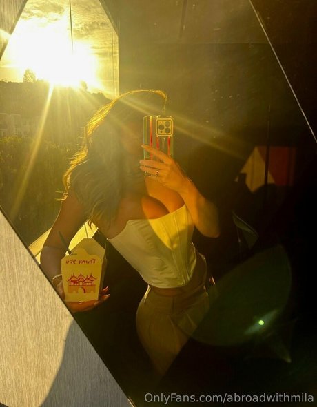 Abroadwithmila perfect star photo