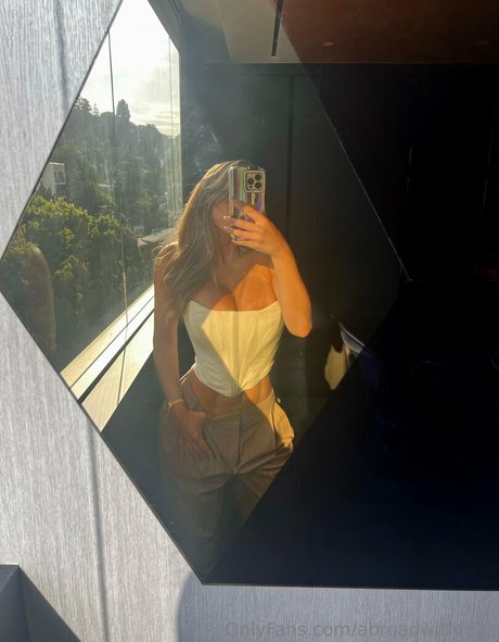 Abroadwithmila star perfect photos