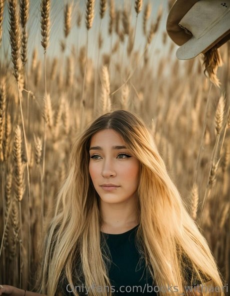 books withaeri model pretty pics