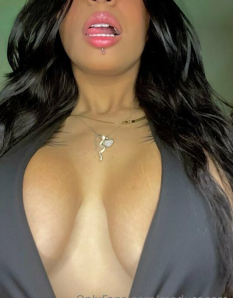 medusacero nude pornstar galleries