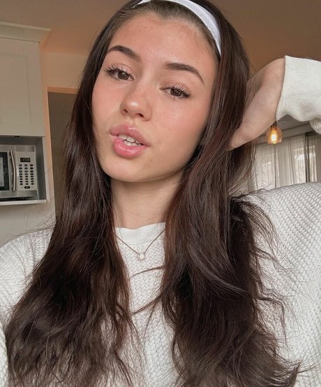 Ava Rose Beaune pornstar adult pics