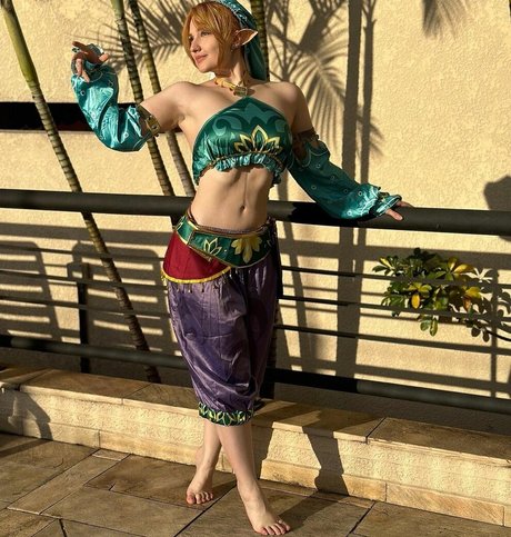 Haru Jiggly model beautiful img