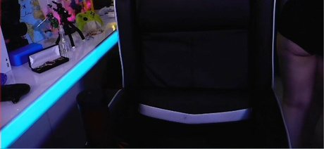 Haru Jiggly sex star pic