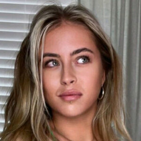 Chantelle Warnock pornstar adult pic