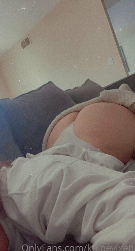 khloekellyxo nudes star images