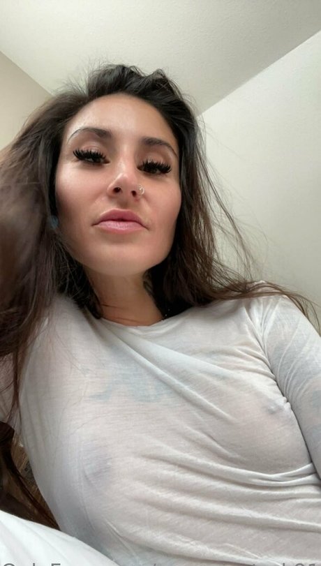 mirror onlyfans nude pictures