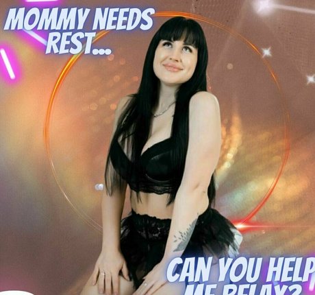 lusty queen pretty actress pics