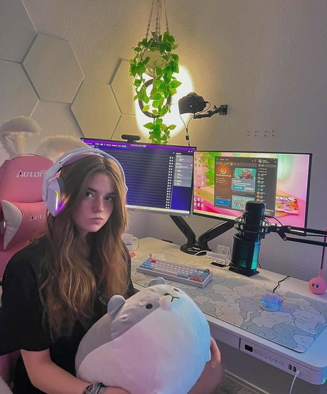 Hannah Stein model nice galleries