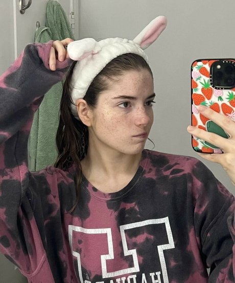 Hannah Stein perfect model photo