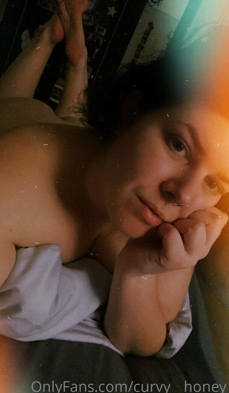 curvy__honey top star photos