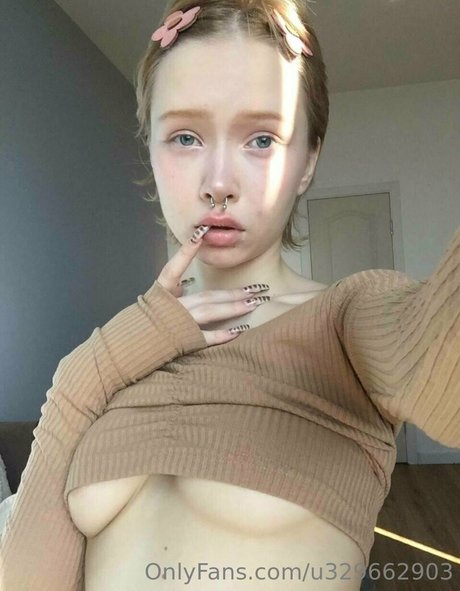 tiny tyan model xxx photos