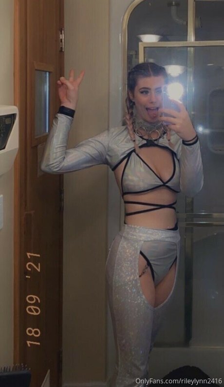 bbw lesbian onlyfans porno image