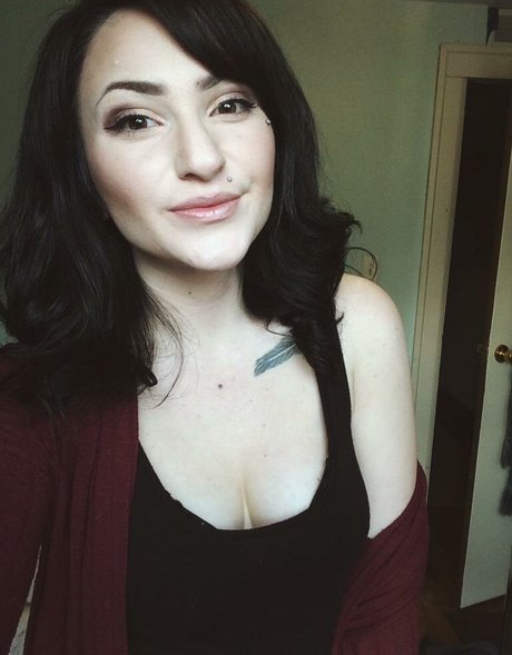 Lala Kitty hot star pics