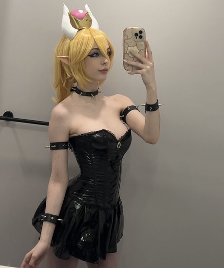 ebony midget onlyfans porn image