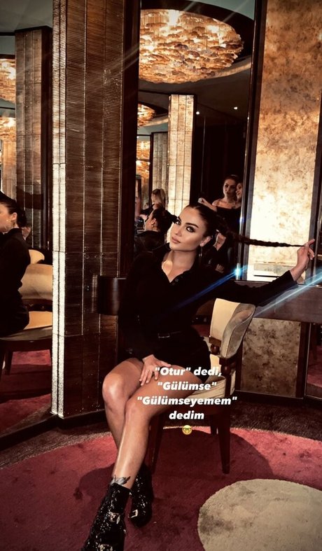 ebony midget onlyfans exclusive pic