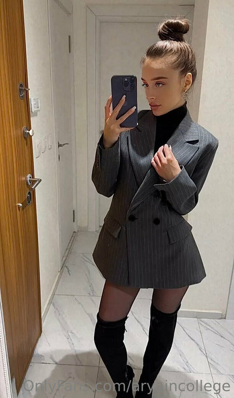 mature creampie onlyfans art porn photo