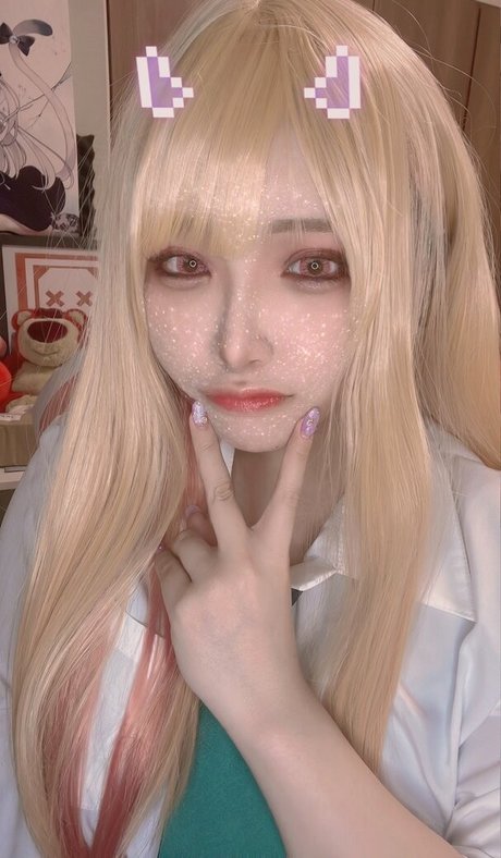 Yui Hiiragi Best Profile Photo