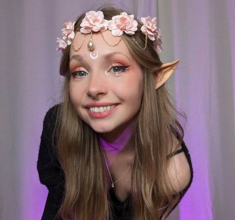 KamiCakes1 free actress pics