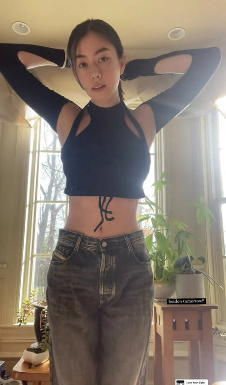 Lauren Tsai pornstar perfect image