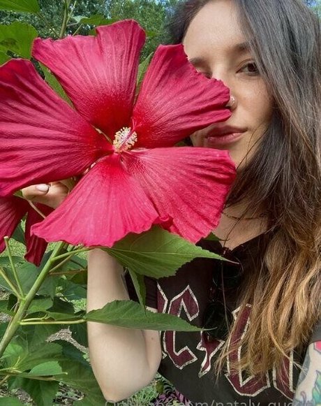 nataly queen perfect model photos