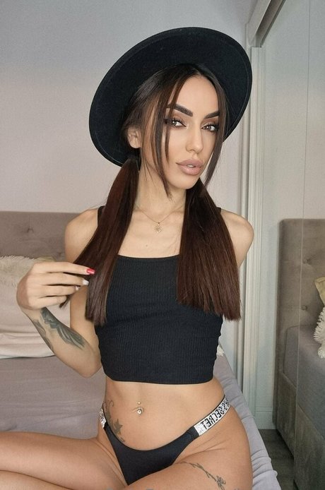 lorengrey art star gallery